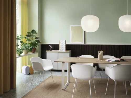 70/70 Table