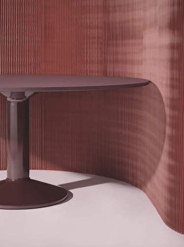 Midst Table