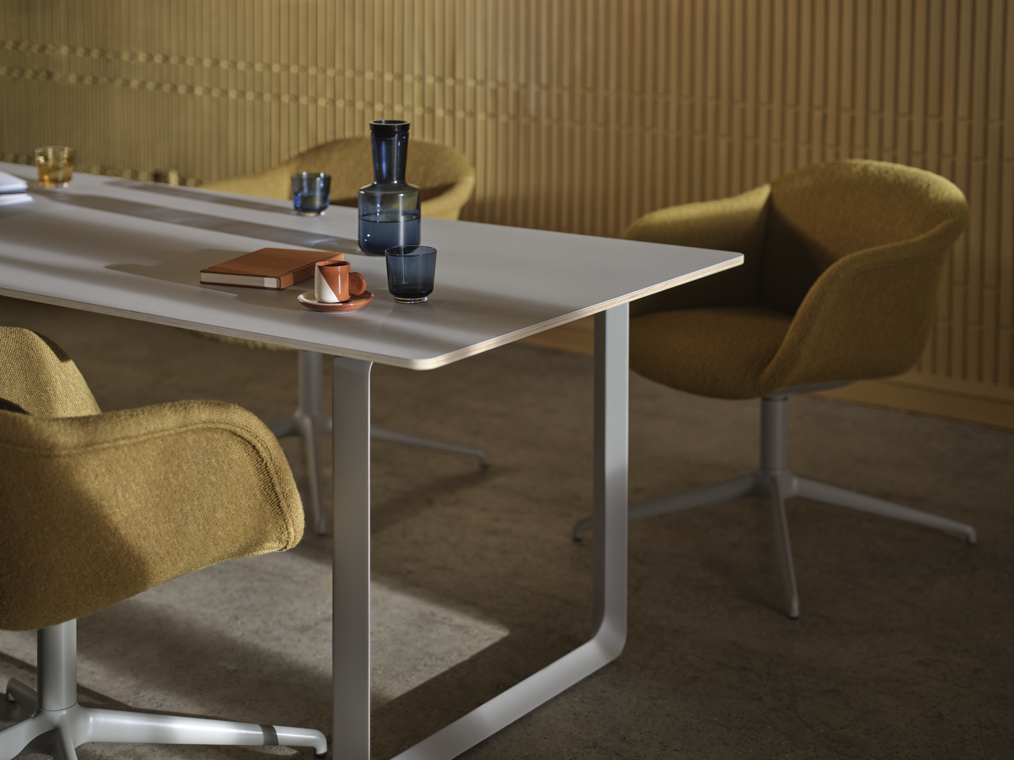 Fiber Soft Armchair Swivel Base in Hearth 8/Grey - 70/70 Table in Grey - Raise Carafe & Glasses in Dark Blue