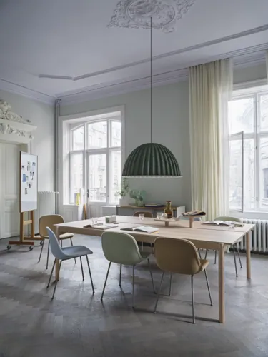 Linear System Table in Oak Veneer/Oak - Under The Bell Pendant Lamp Ø82 cm in Dark Green - Fiber Side Chair Tube Base in Fiord 721 & Hallingdal 224 & Divina MD 913 - Enfold Sideboard in Oak/Grey - Ridge Vase H16,5 cm in White - Raise Carafe in Burnt Orange - Raise Glasses in Clear - Linear System Tray Ø24 & Ø36 cm in Oak
