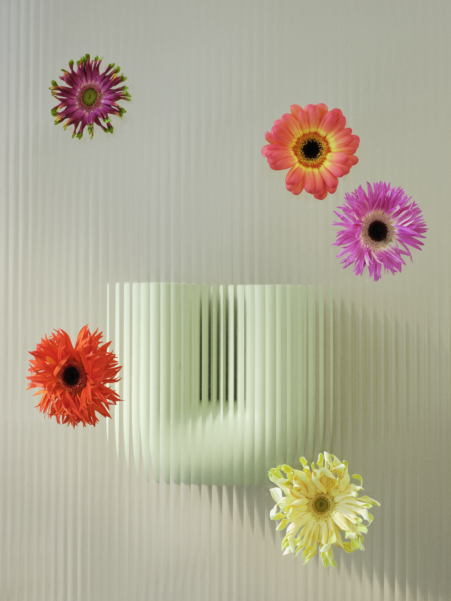 Kink Vase in Light Green