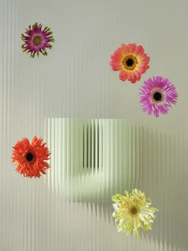 Kink Vase in Light Green