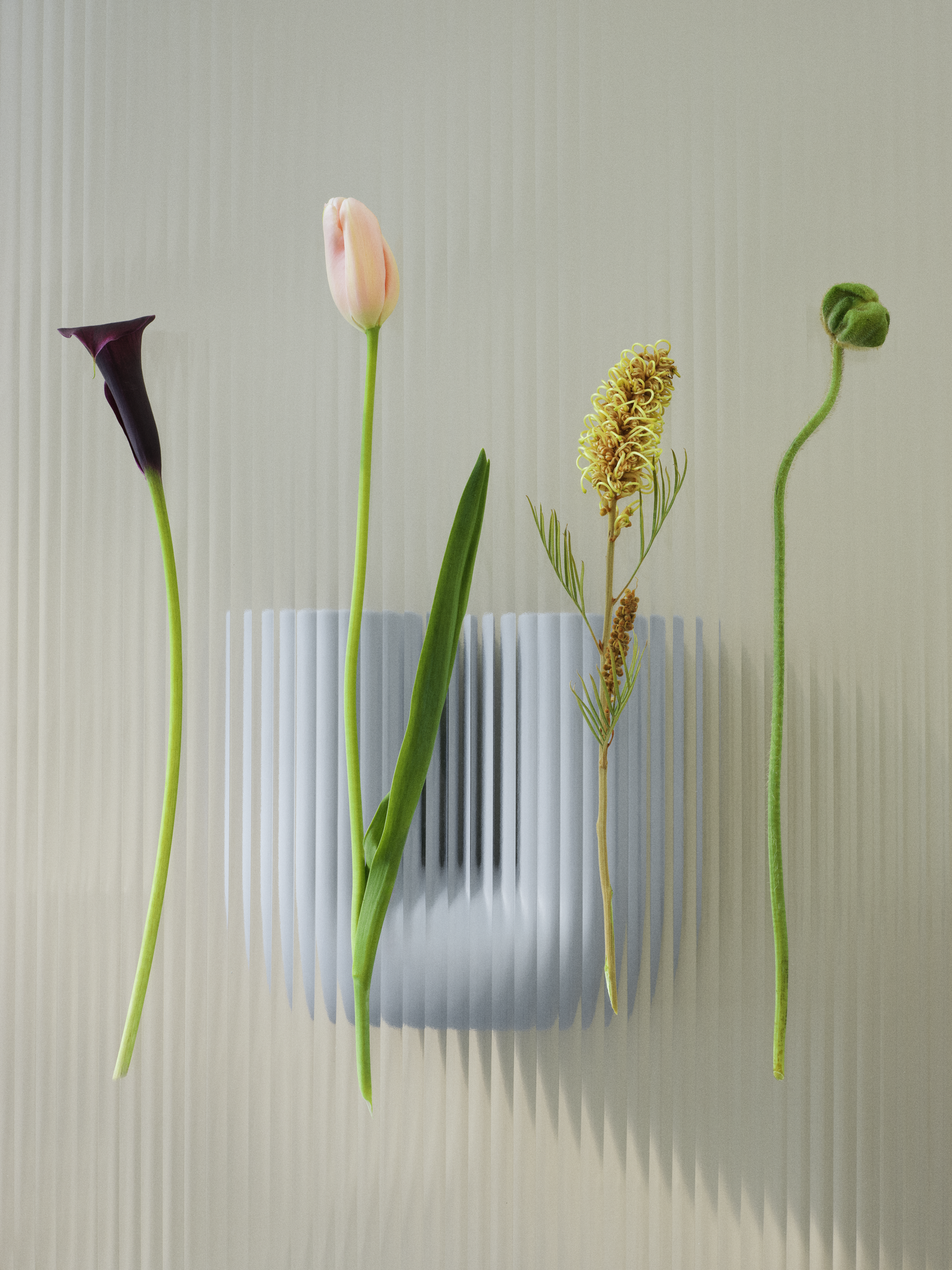 Kink Vase in Light Blue