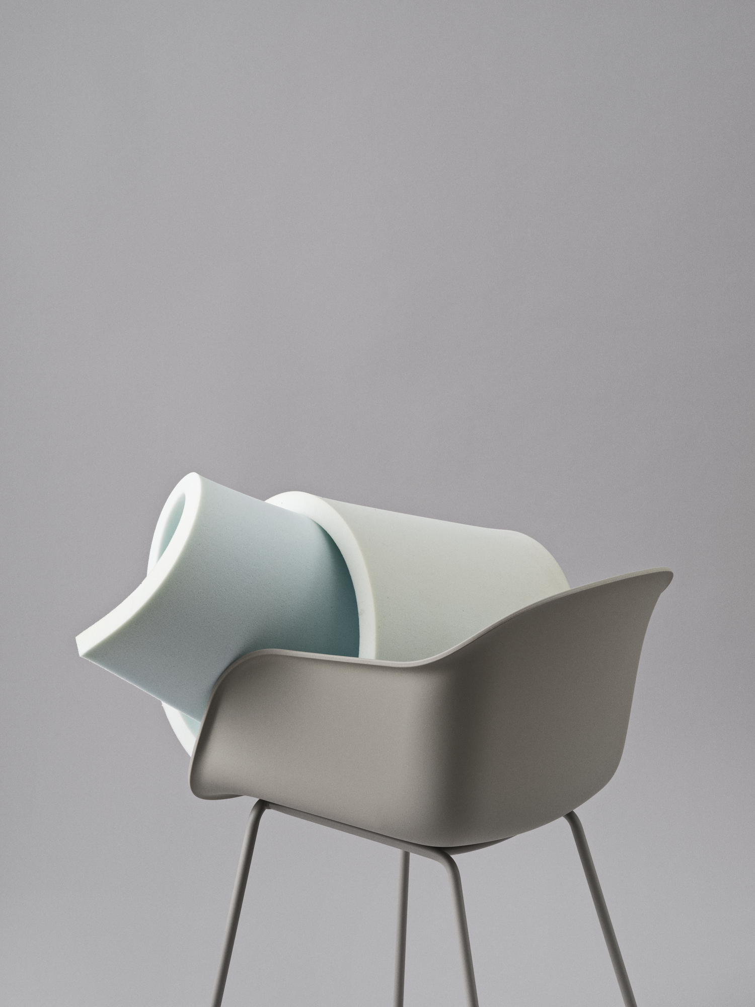 Fiber Armchair Tube Base in Grey