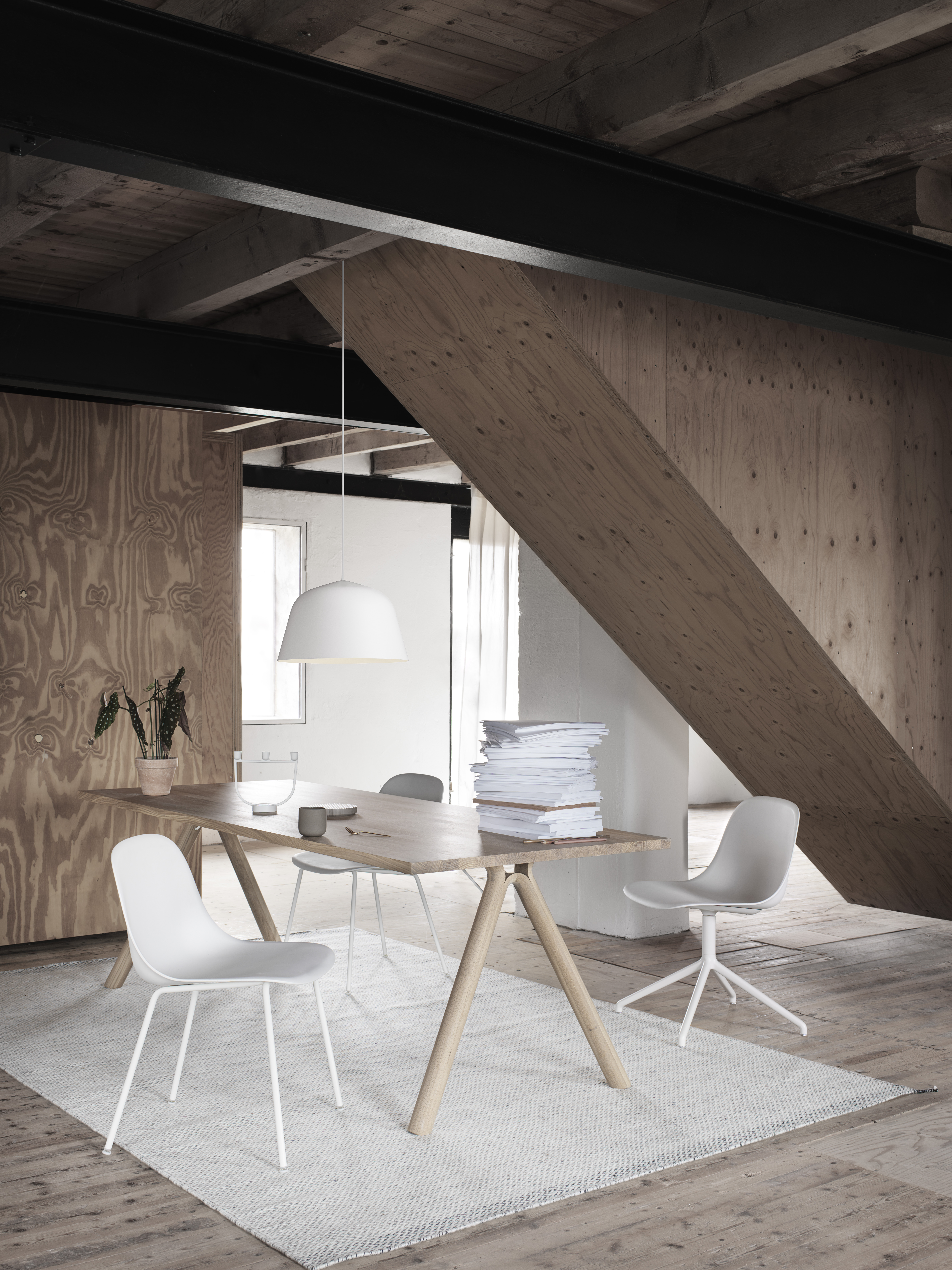fiber-side-tube-base-black-concept-wide-muuto-org.png