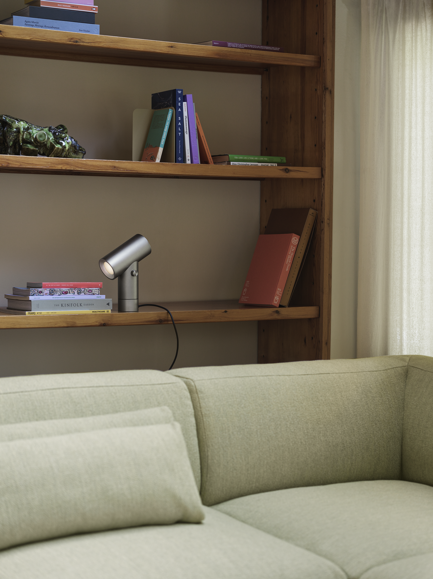 Connect Soft in Ecriture 910 - Beam Lamp in Aluminum