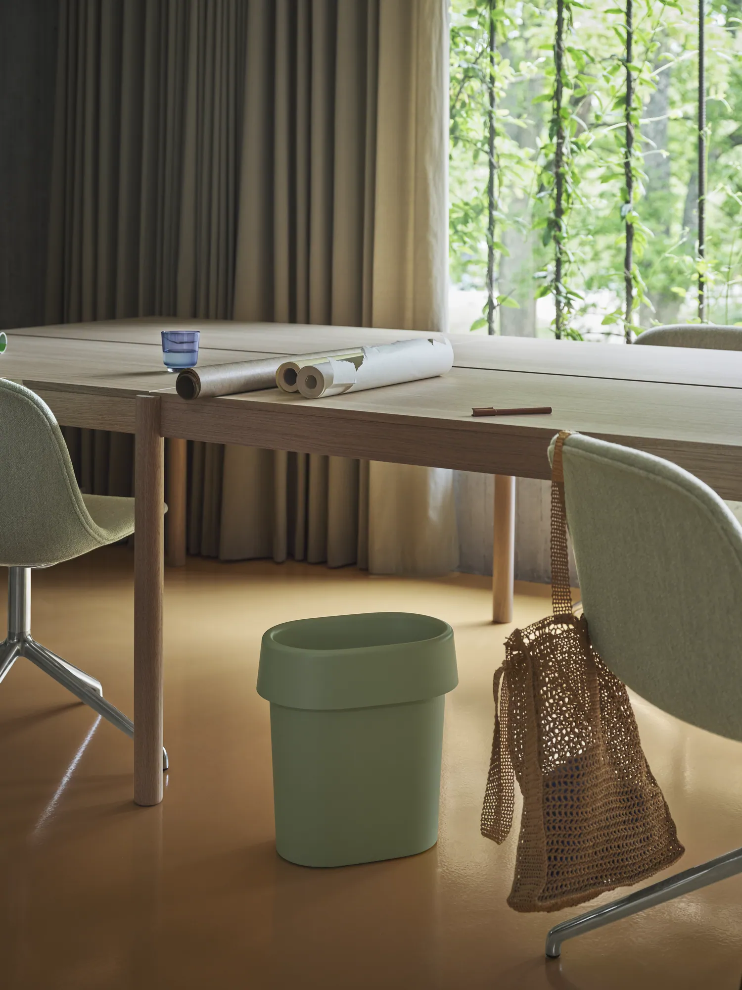 Reduce Paper Bin in Light Green - Linear System Configuration 1 in Oak - Fiber Side Chair Swivel Base in Ecriture 910/Polished Aluminum - Raise Glass in Dark Blue