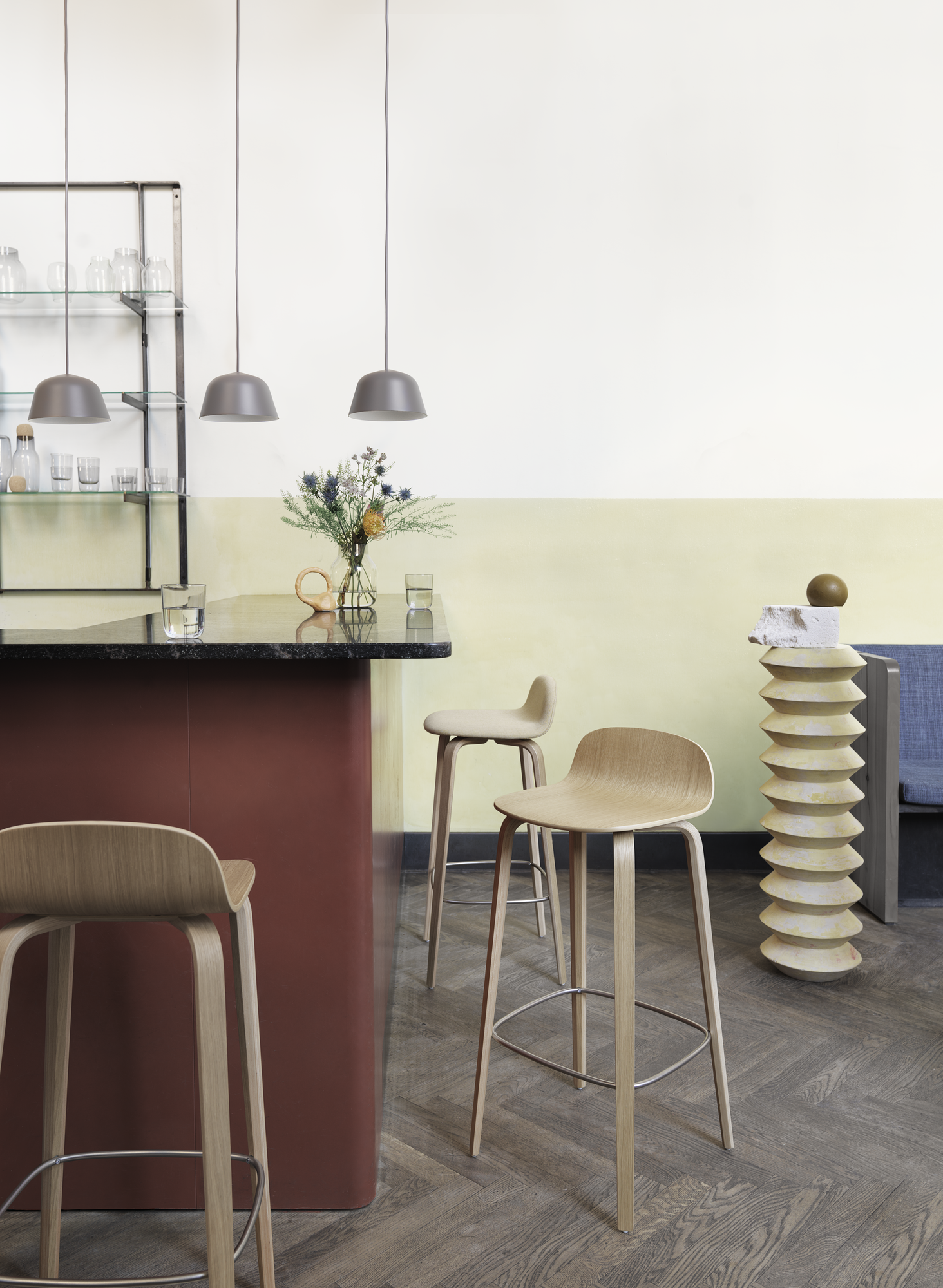 Visu Bar Stool Oak, Oak/Canvas 414, Ambit Pendant Ø16,5 Taupe, Corky Series, Silent Vase