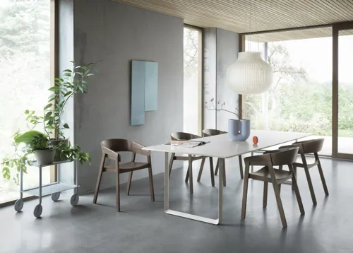 Cover Armchair in Stained Dark Brown, 70/70 Table in Stained Dark Brown/Sand, Strand Pendant Closed Ø60 cm, Flow Trolley 2-Layer in Grey