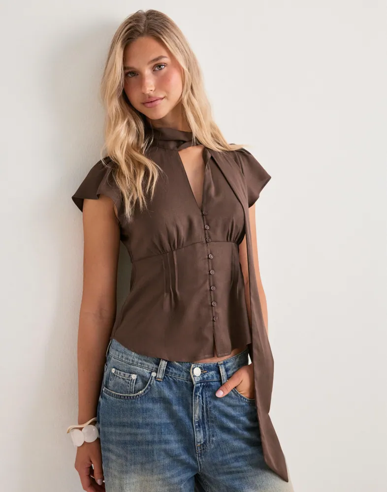 Cute Scarf Blouse
