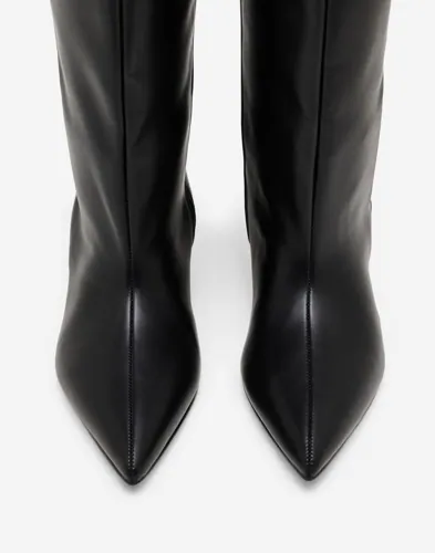 Perfect Pointy Boot