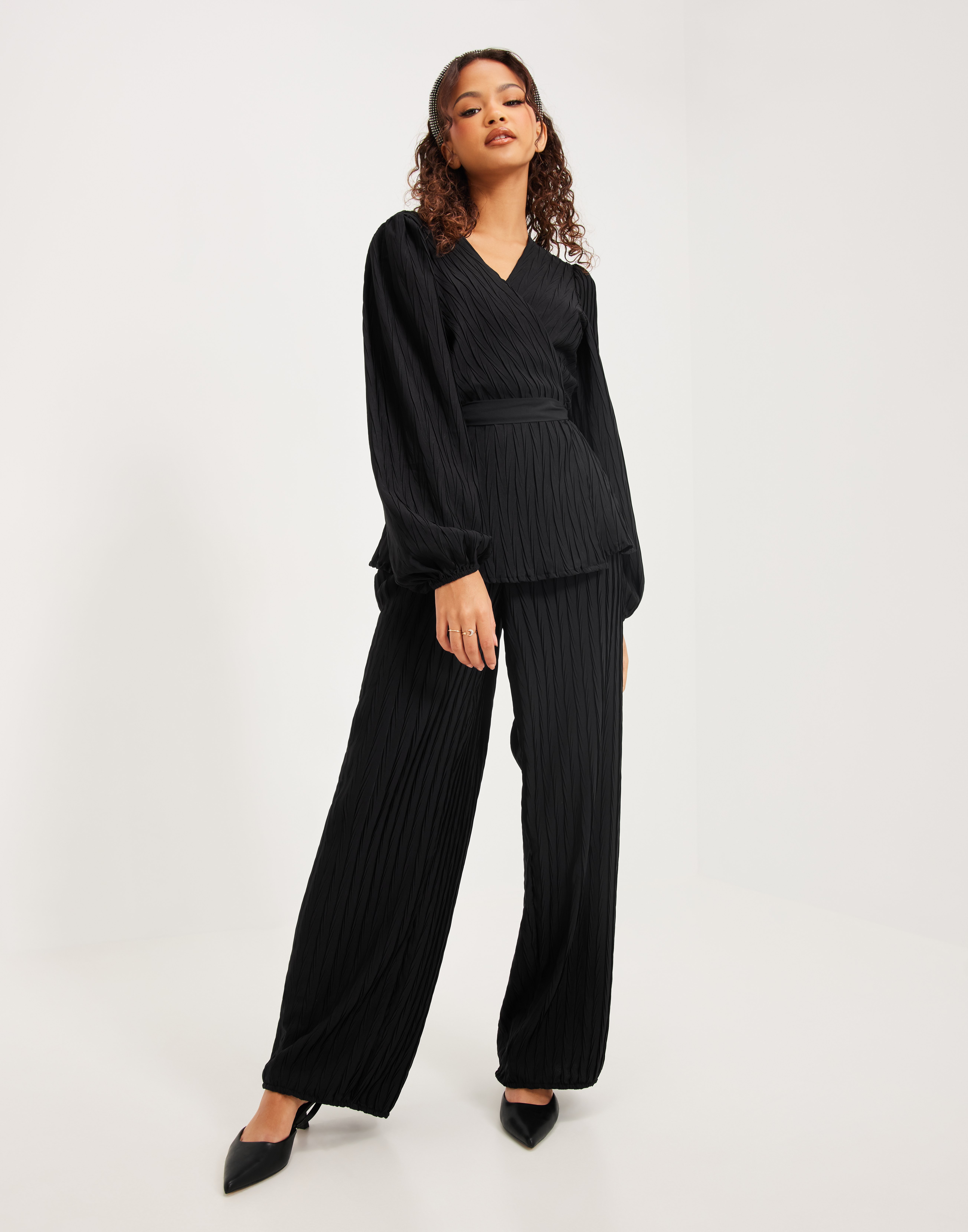 VERO MODA Vmcarmen Hw Wide Pull-on Pant Noos Hose VERO MODA Damen ... VERO MODA Vmcarmen Hw Wide Pull-on Pant Noos Hose VERO MODA Damen ...