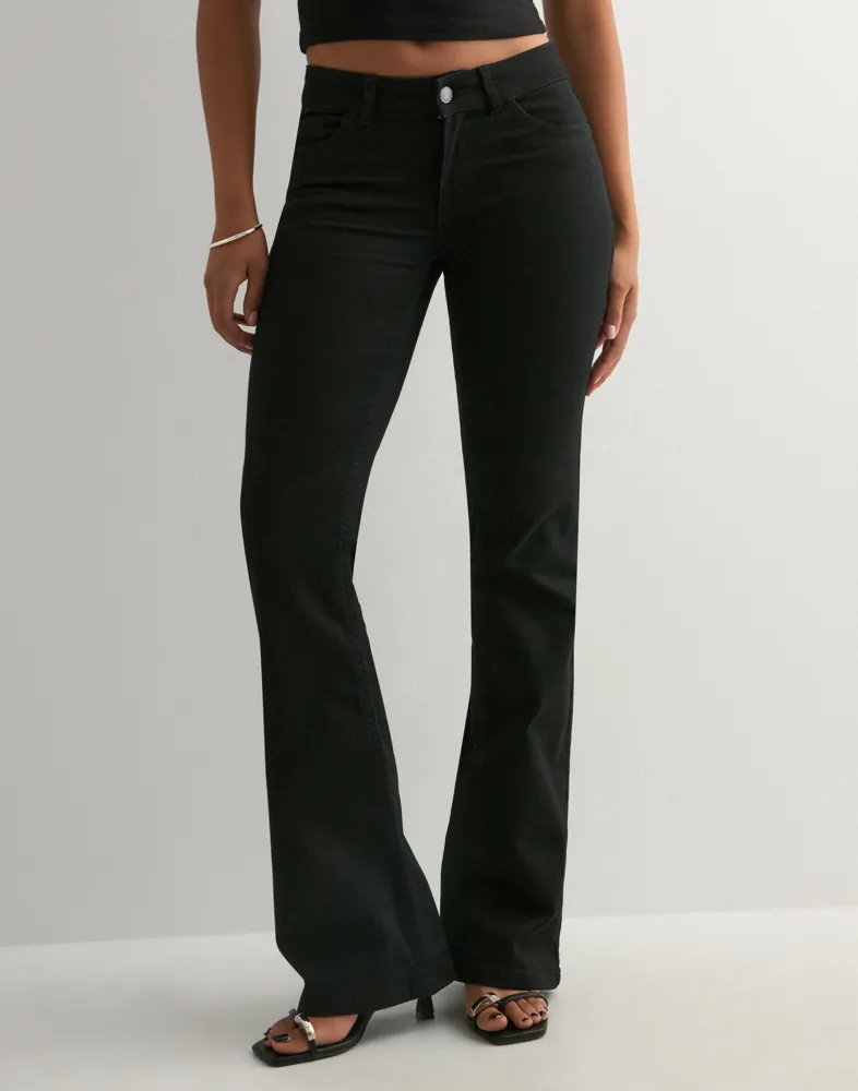 Nelly Low Waist Perfect Bootcut Jeans dam – bild 2