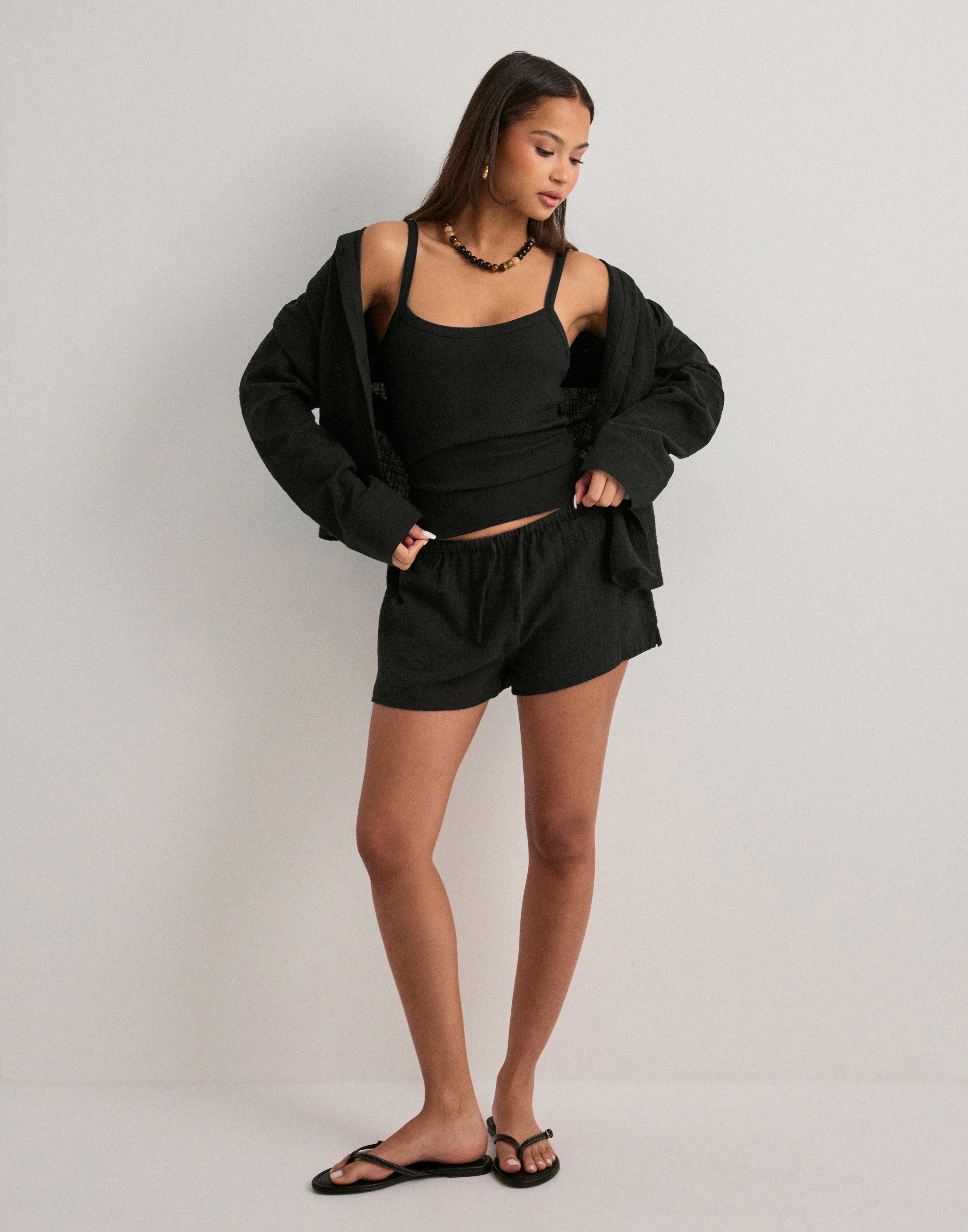 Buy Nelly Easy Breeze Shorts - Svart | Nelly.com