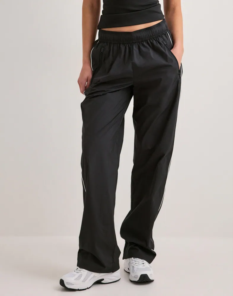 Balance Tracksuit Pants