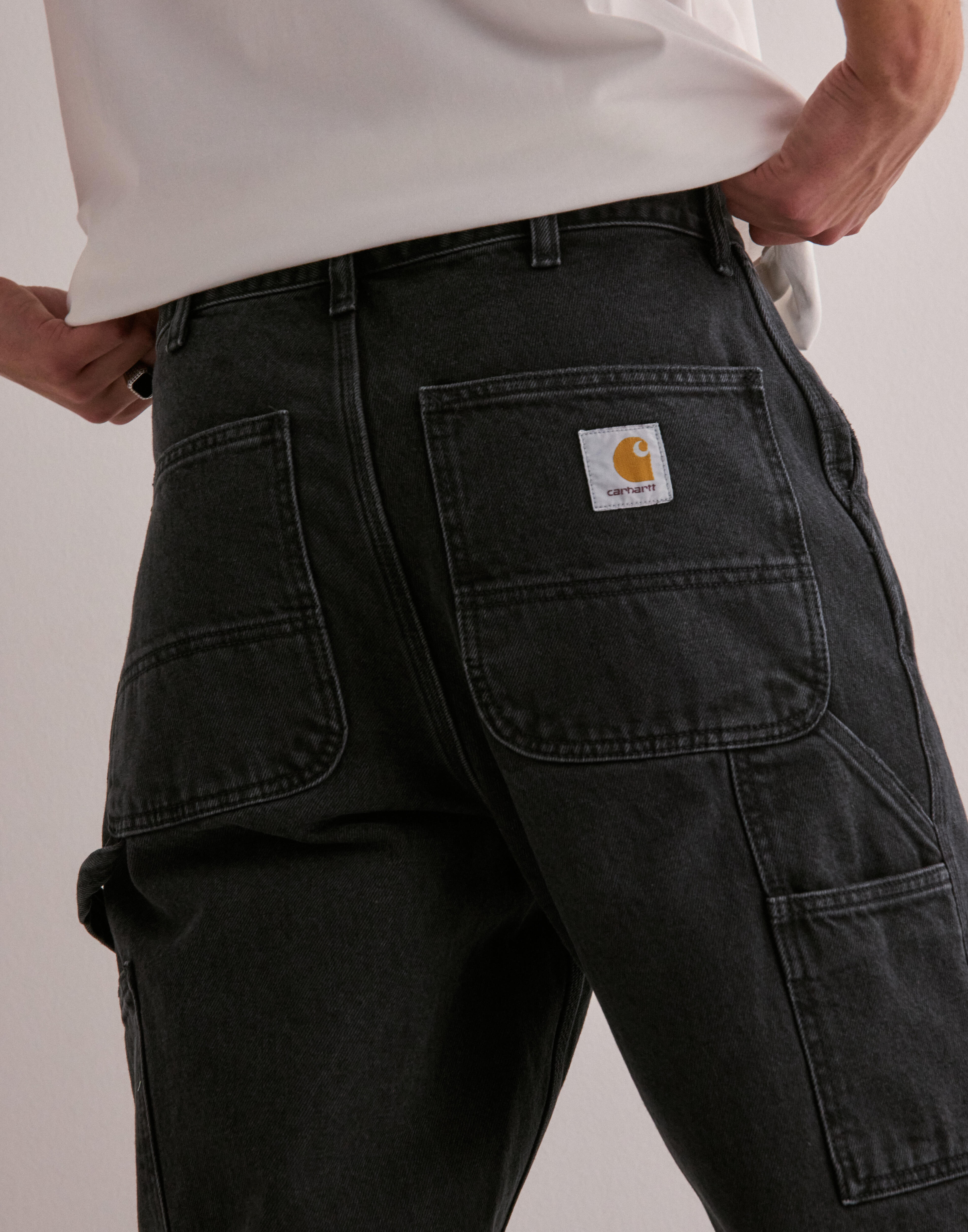 Buy Carhartt WIP Single Knee Pant - Black | NLYMAN Buy Carhartt WIP Single Knee Pant - Black | NLYMAN