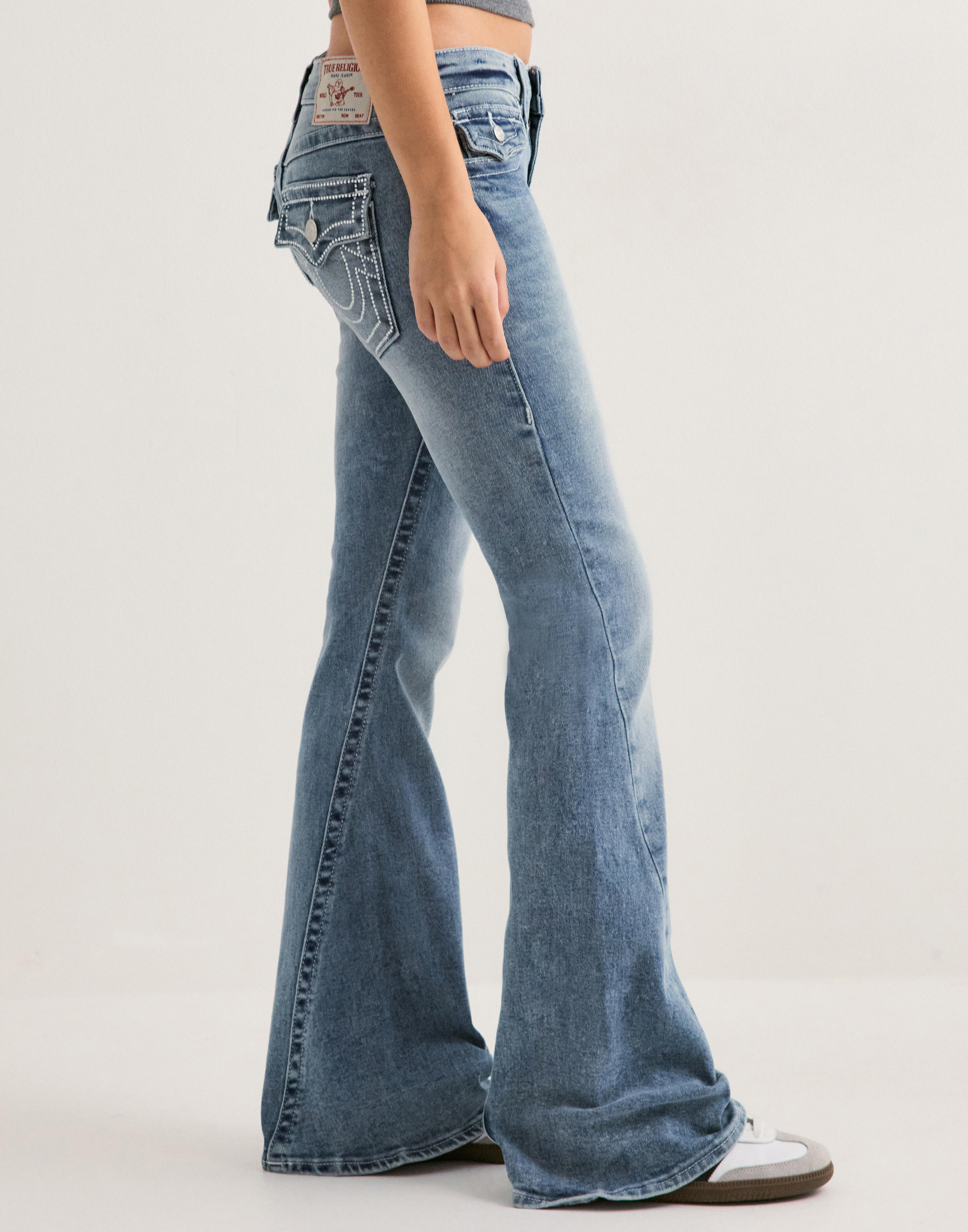 io着用 true religion 804 flare jeans Buy True Religion CRYSTAL JOEY LR FLARE BIG T - *NY*Medium Wash
