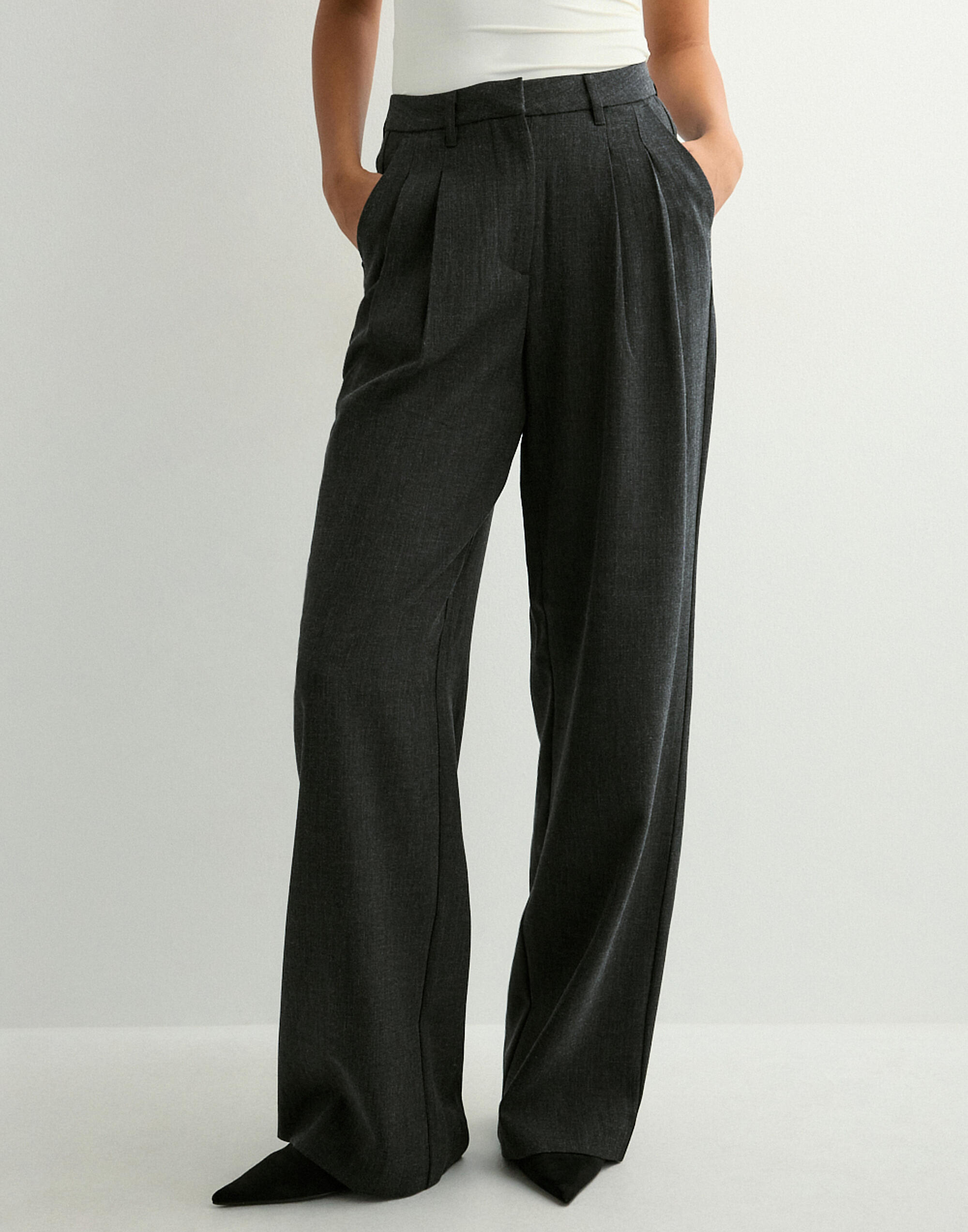 Wide dad pants