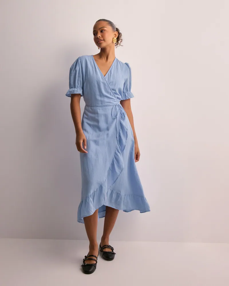neo noir blue dress Blue Wave Print Maxi Dress w/Pockets