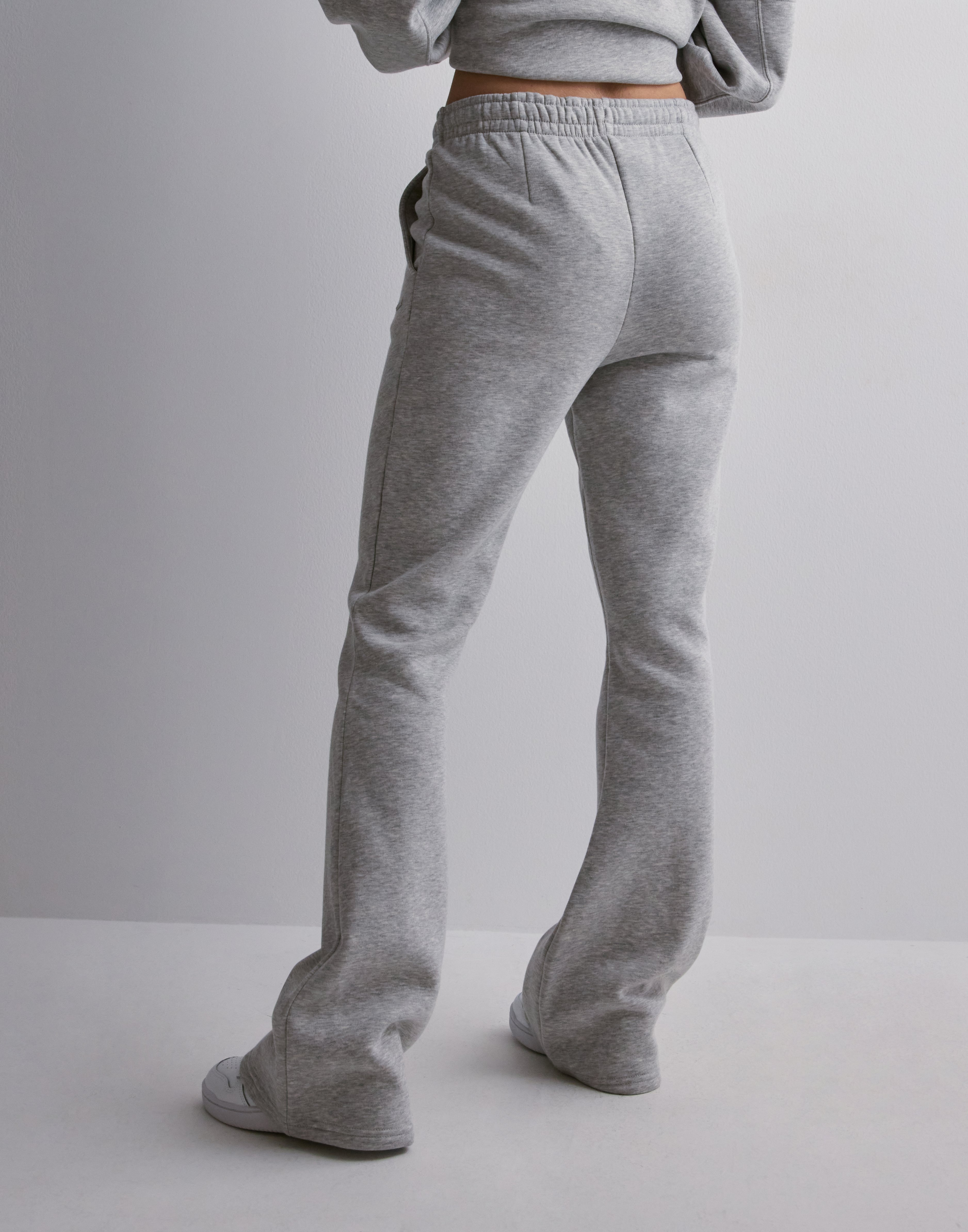 Flare sweatpants with pockets online