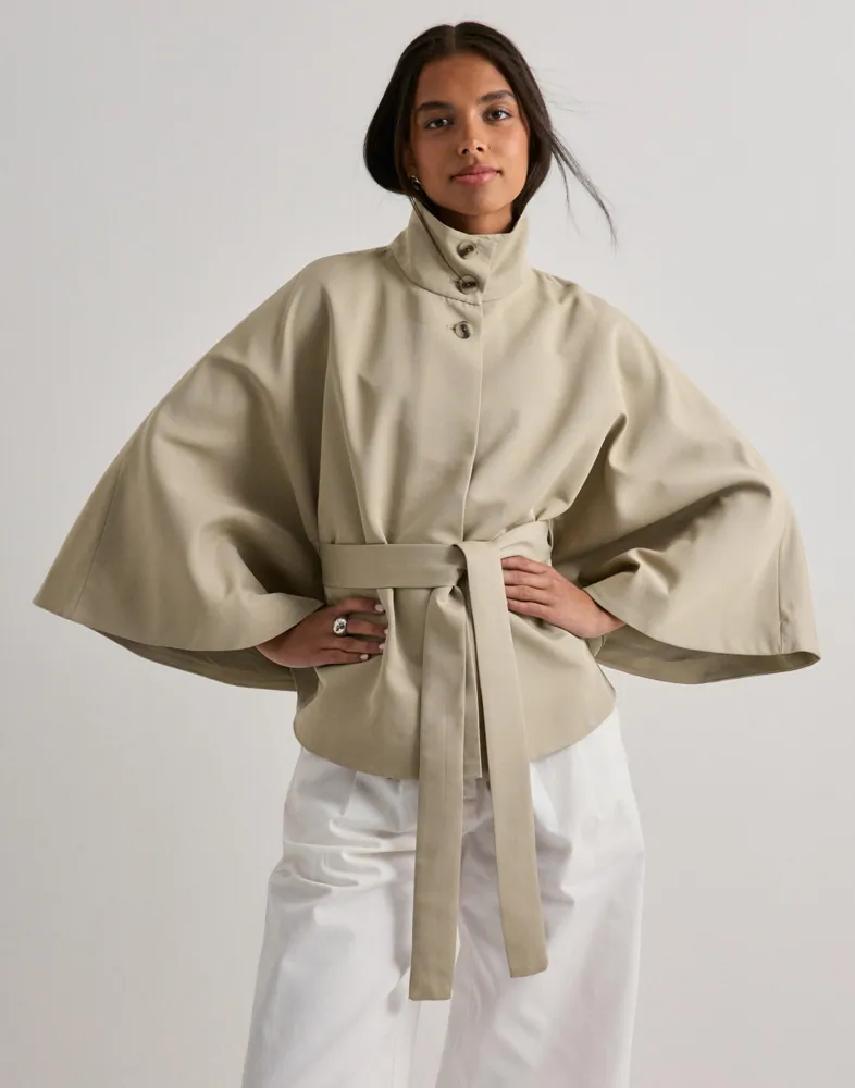Pcberit Cape Jacket W. Belt