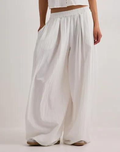 PIECES Pckiana Hw Pants Wvn Bc mjukisbyxor dam – bild 2