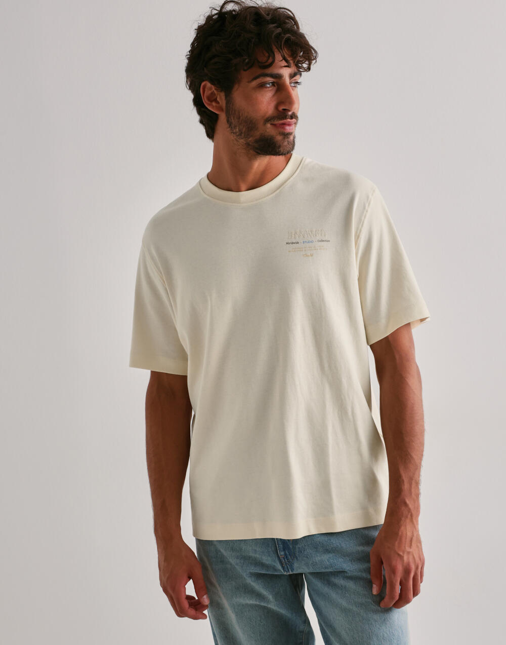 Buy Jack & Jones JJEURBAN EDGE STUDIO TEE SS O-NECK - OMRR