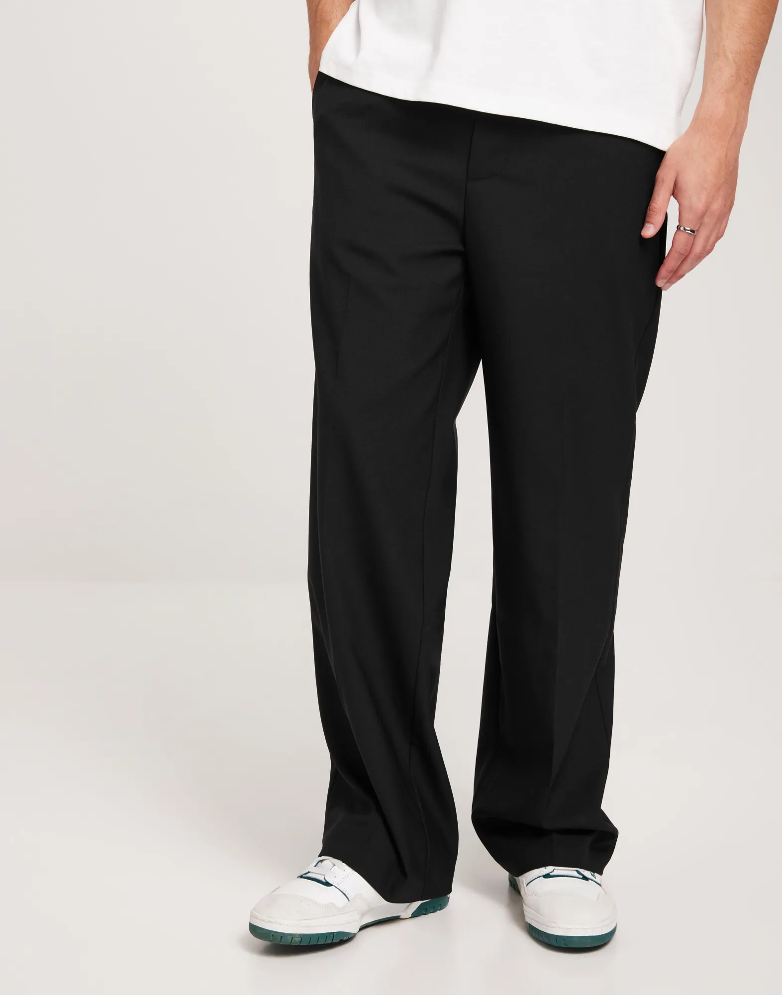 Sachristoph trousers 14992