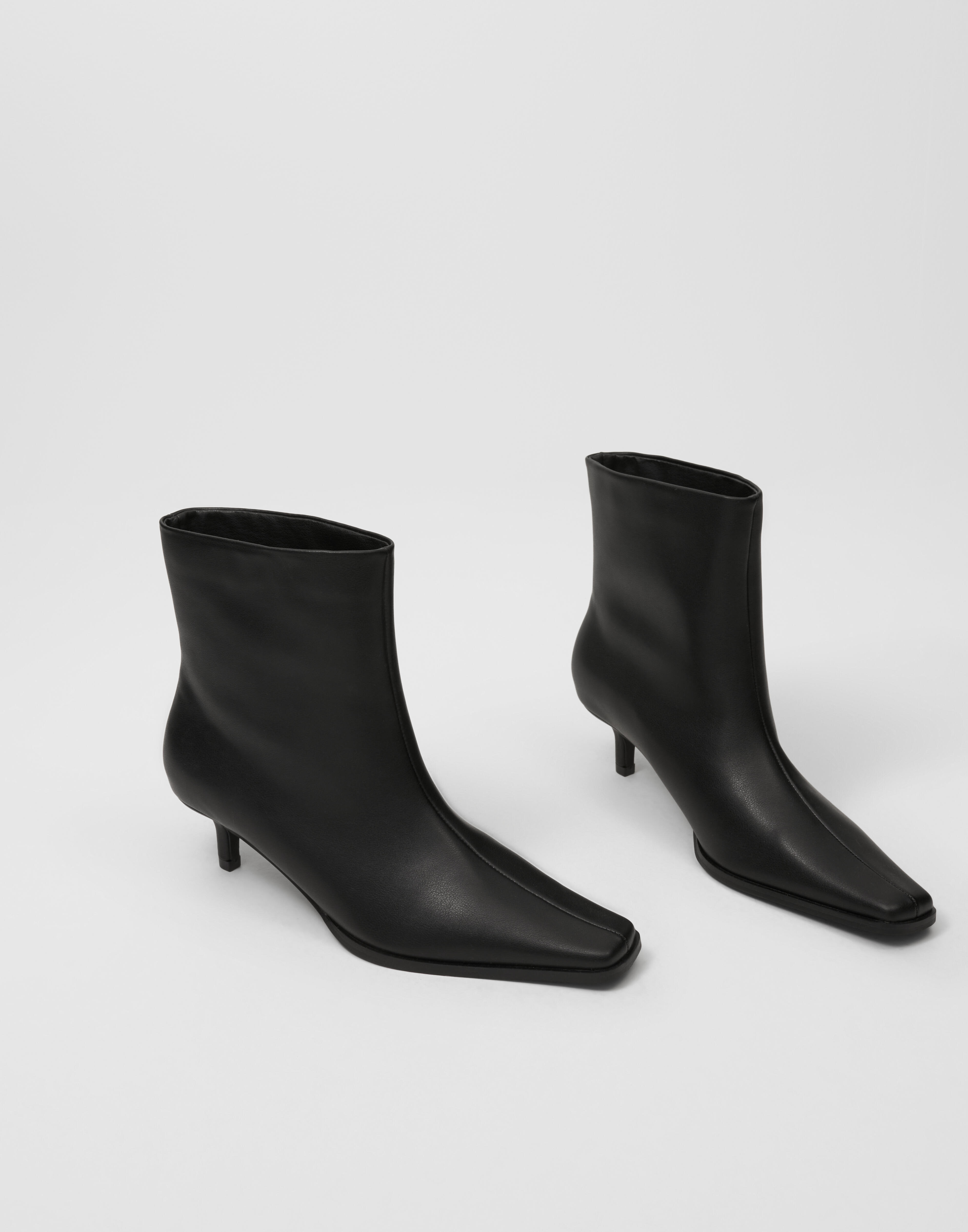 Buy Nelly Squaretoe Ankel Boot - Black | Nelly.com