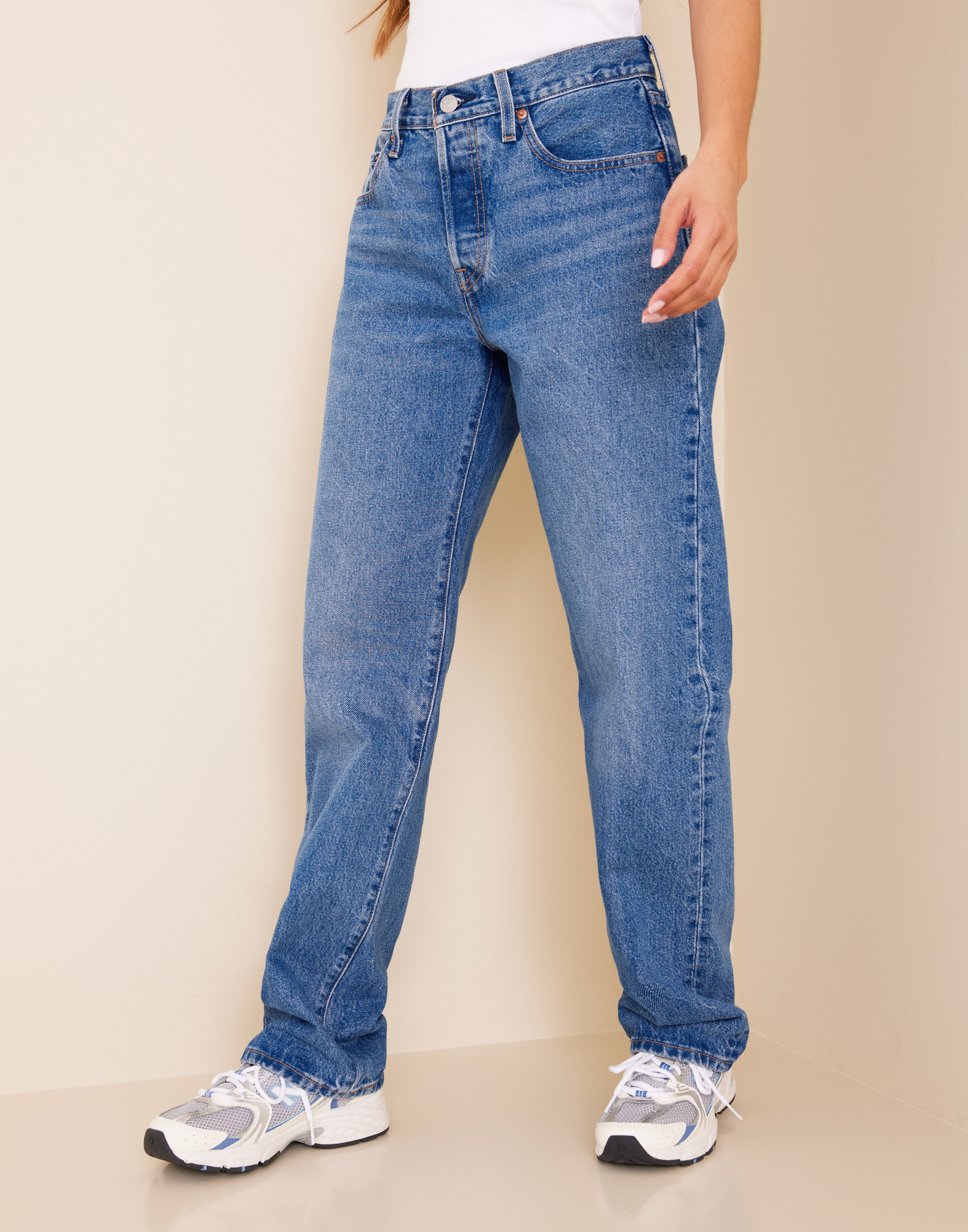 Levis vintage selling mom jeans