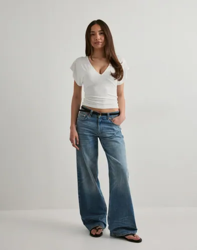 Nelly Soft Plunge Top toppar dam – bild 2