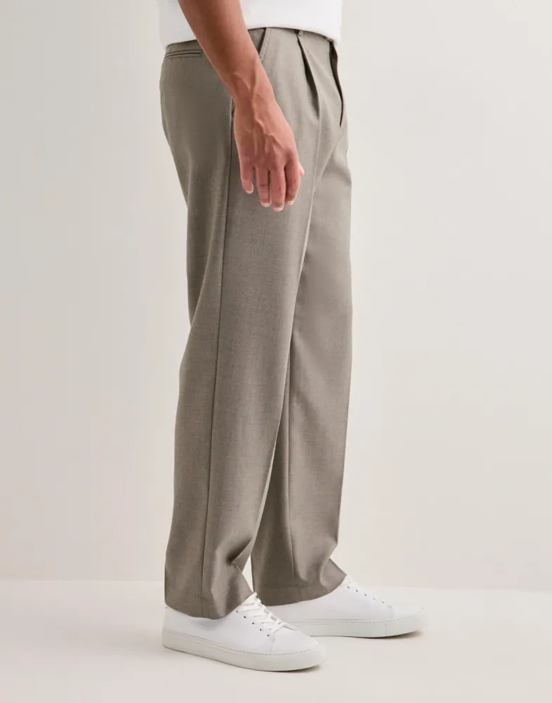 SLH220-Loose Otto Wool Blnd Pleat P