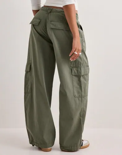 Nelly - Grön - Cargo Pants — produktbild