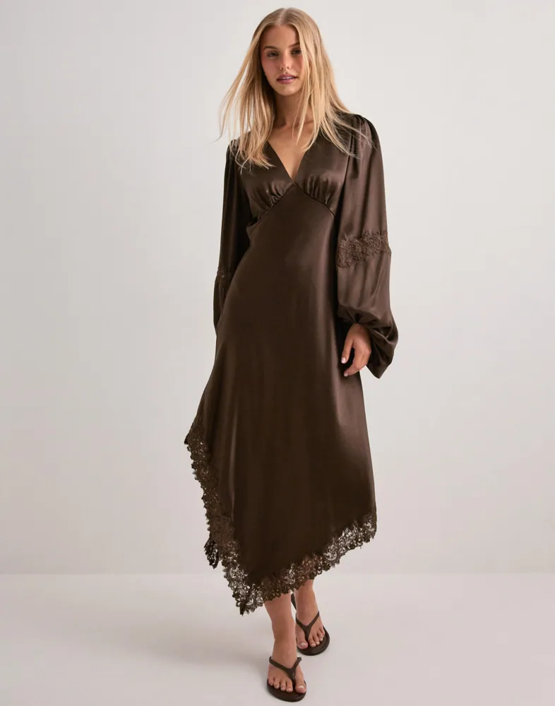 Seema Asymmetric Lace Hem Maxi