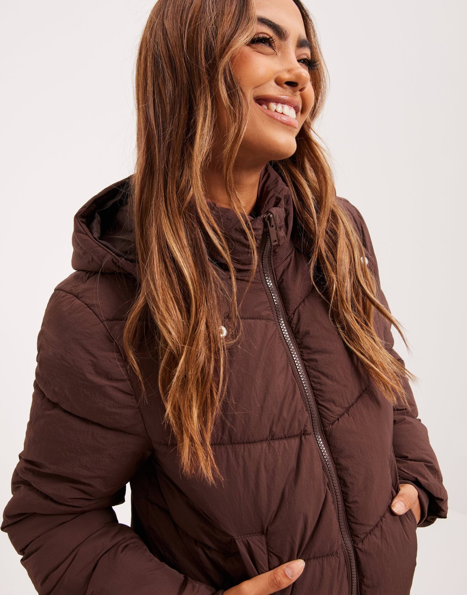 PCJAMILLA SHORT PUFFER JACKET NOOS