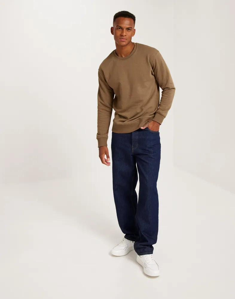 JJESTAR BASIC SWEAT CREW NECK NOOS