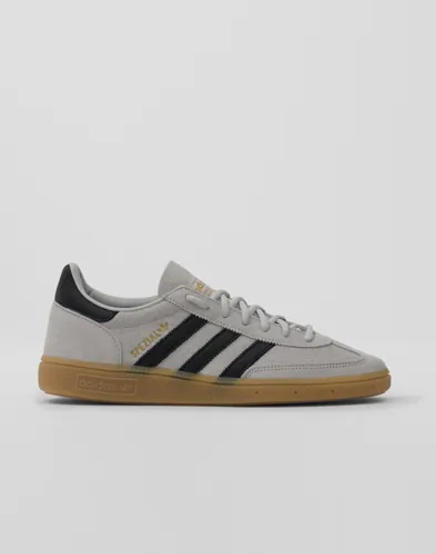 Grå Adidas Originals Handball Spezial låg sneaker med logga på skotungan