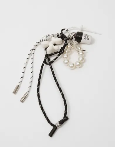 STICKYBESTIE - Hvid - Bag Charm Set