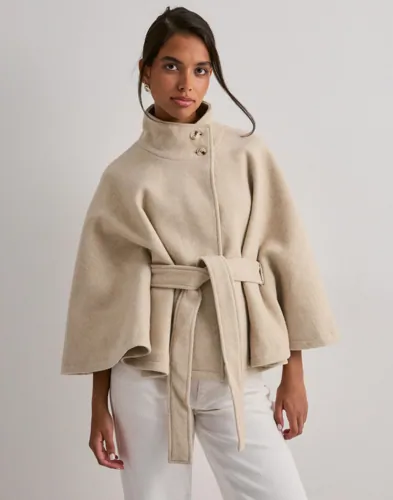 Neo Noir - Beige - Zanna Cape