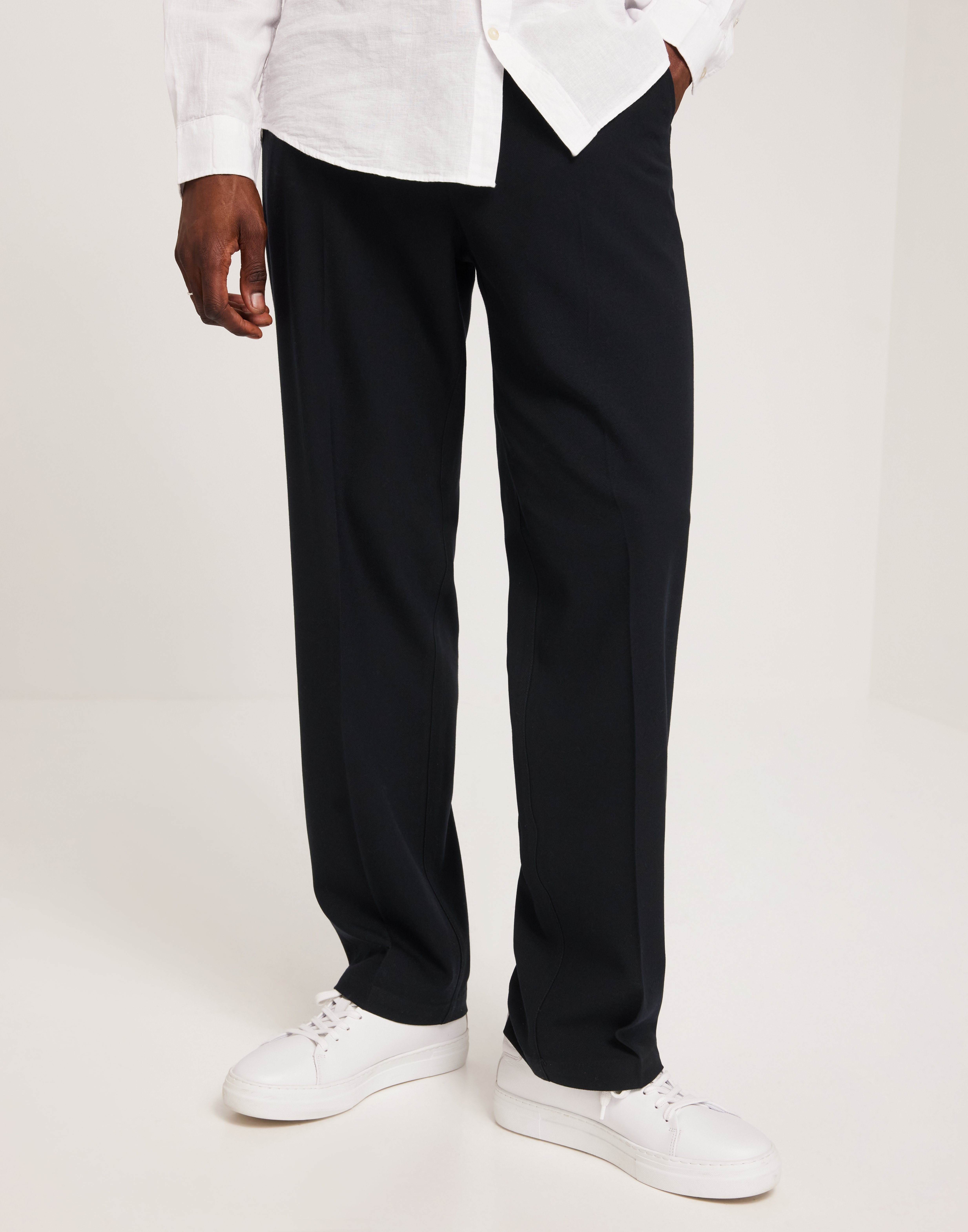 Les Deux Como Twill Slacks Slacks Blå