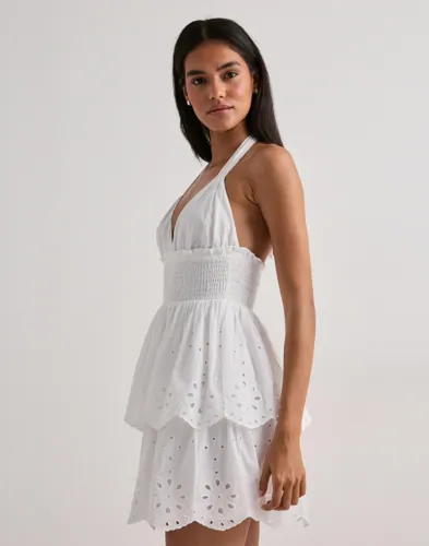 Nelly Tied Embroidered Dress korta klänningar dam – bild 2