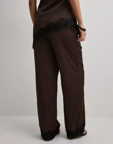 PIECES Pcariel Hw Wide Lace Pants D2D Pp cargobyxor dam – bild 2