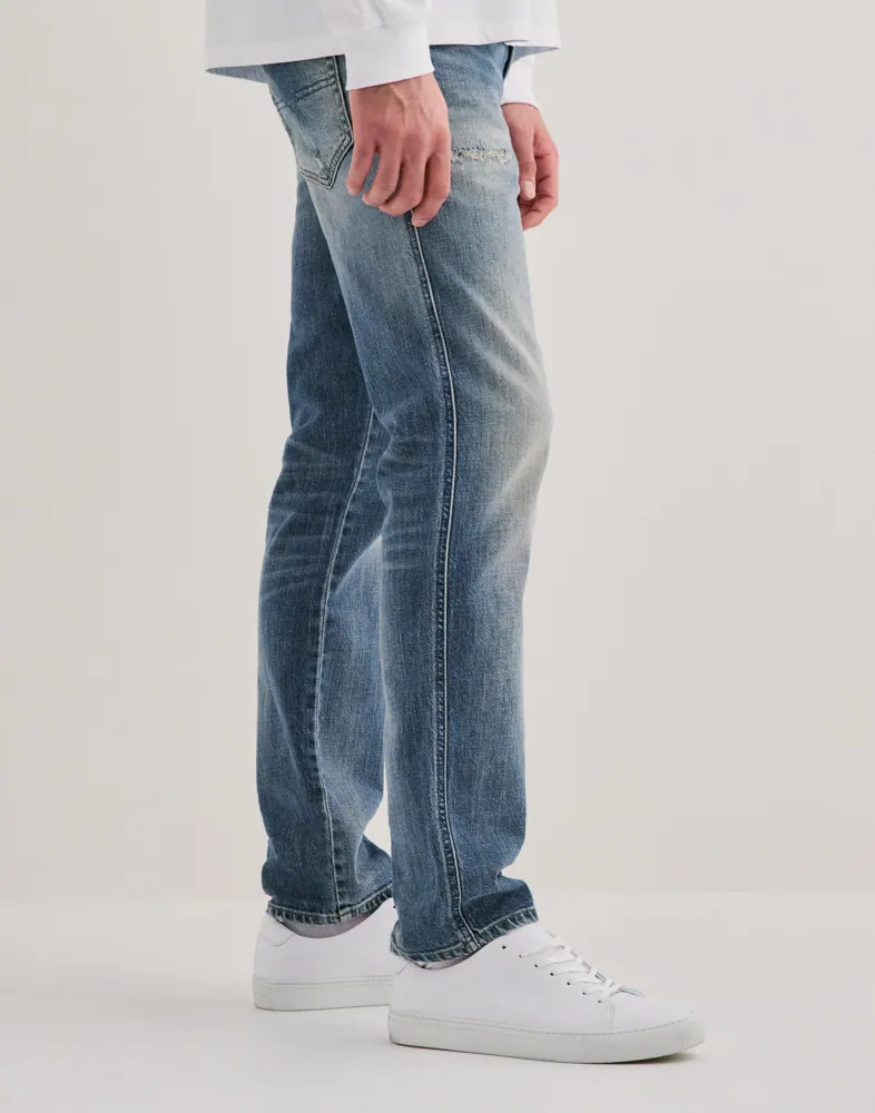 Diesel 1993 D-Vyl Slim fit jeans herr – bild 3