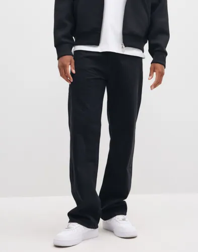 Jack & Jones Jjited Jjclassic Sq 487 Noos Straight jeans Svart