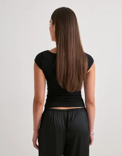 Nelly Sweetheart Cap Sleeve Top toppar dam – bild 3