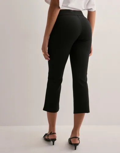 Nelly - Sort - Low Waist Kick Flare Pants