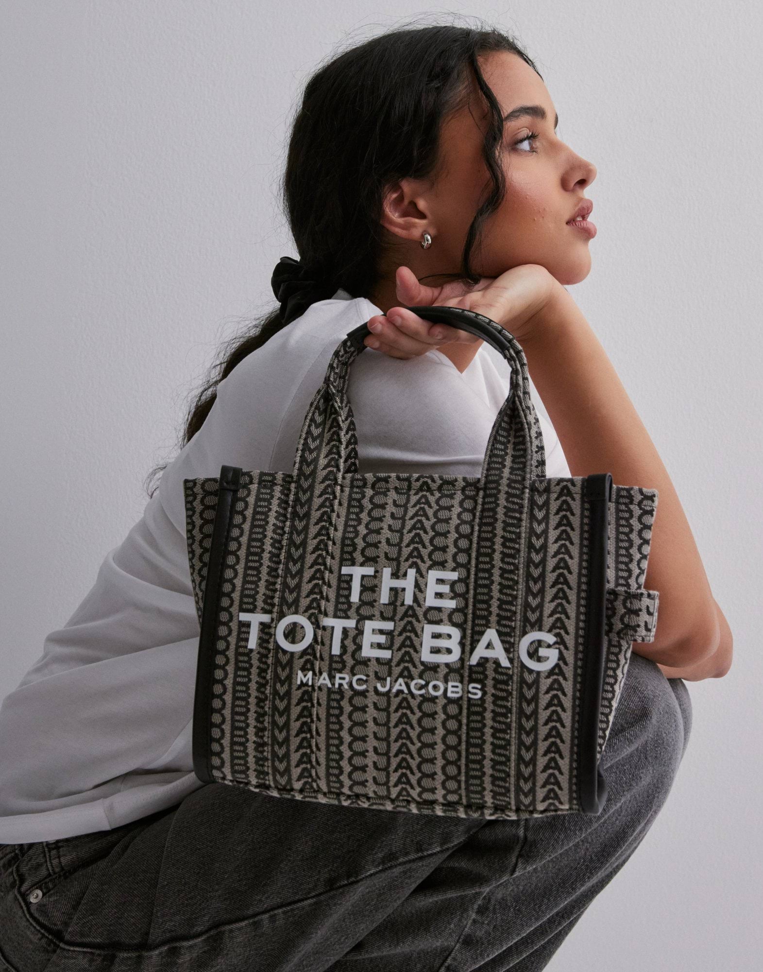 THE SMALL TOTE