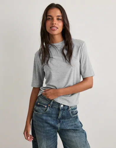 Perfect Soft Shoulder Top