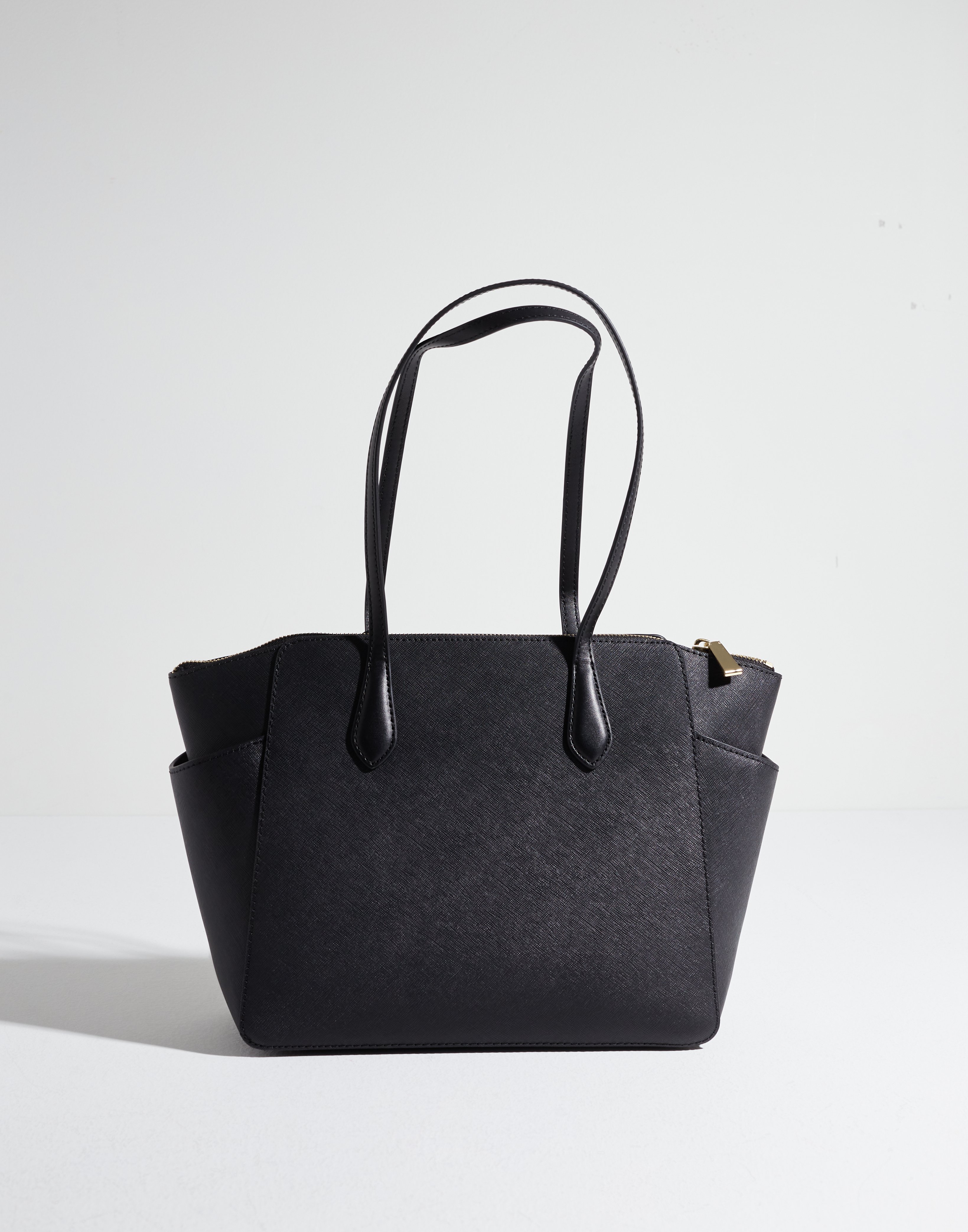 Buy Michael Kors MD TZ TOTE - Black | Nelly.com