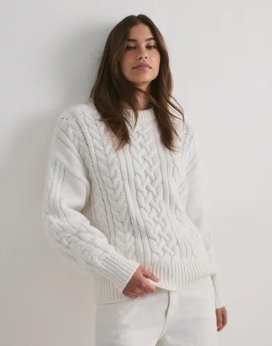 Nelly - Hvid - Luxe Cable Knit Sweater